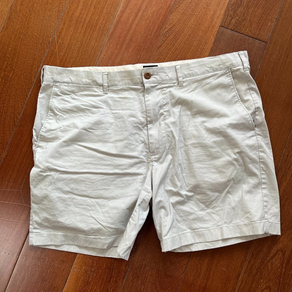 J Crew Men's Khaki Shorts Waist 38 Inseam 7